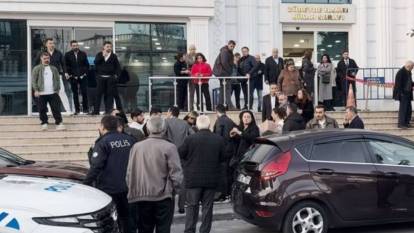 Avcılar'da nikah salonuna silahlı saldırı! Gelin ve damat hedef alındı