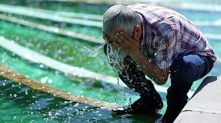 Meteoroloji vatandaşları uyardı: Kavurucu sıcaklık geliyor, bugüne dikkat!
