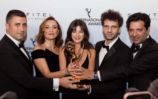 Yargı” serialı “Emmy”yə layiq görüldü — Fotolar